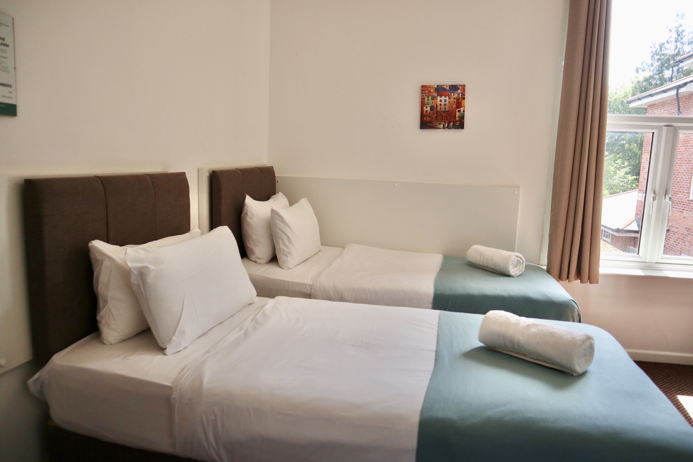 Twin Ensuite Room